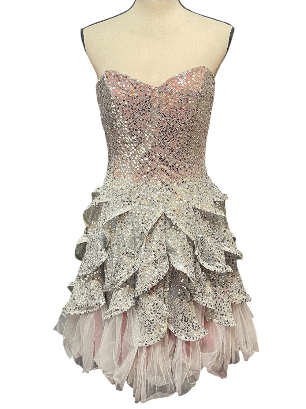 Betsy Johnson Evening Vintage Y2K Sequined Petal Cupcake Prom Party Dress